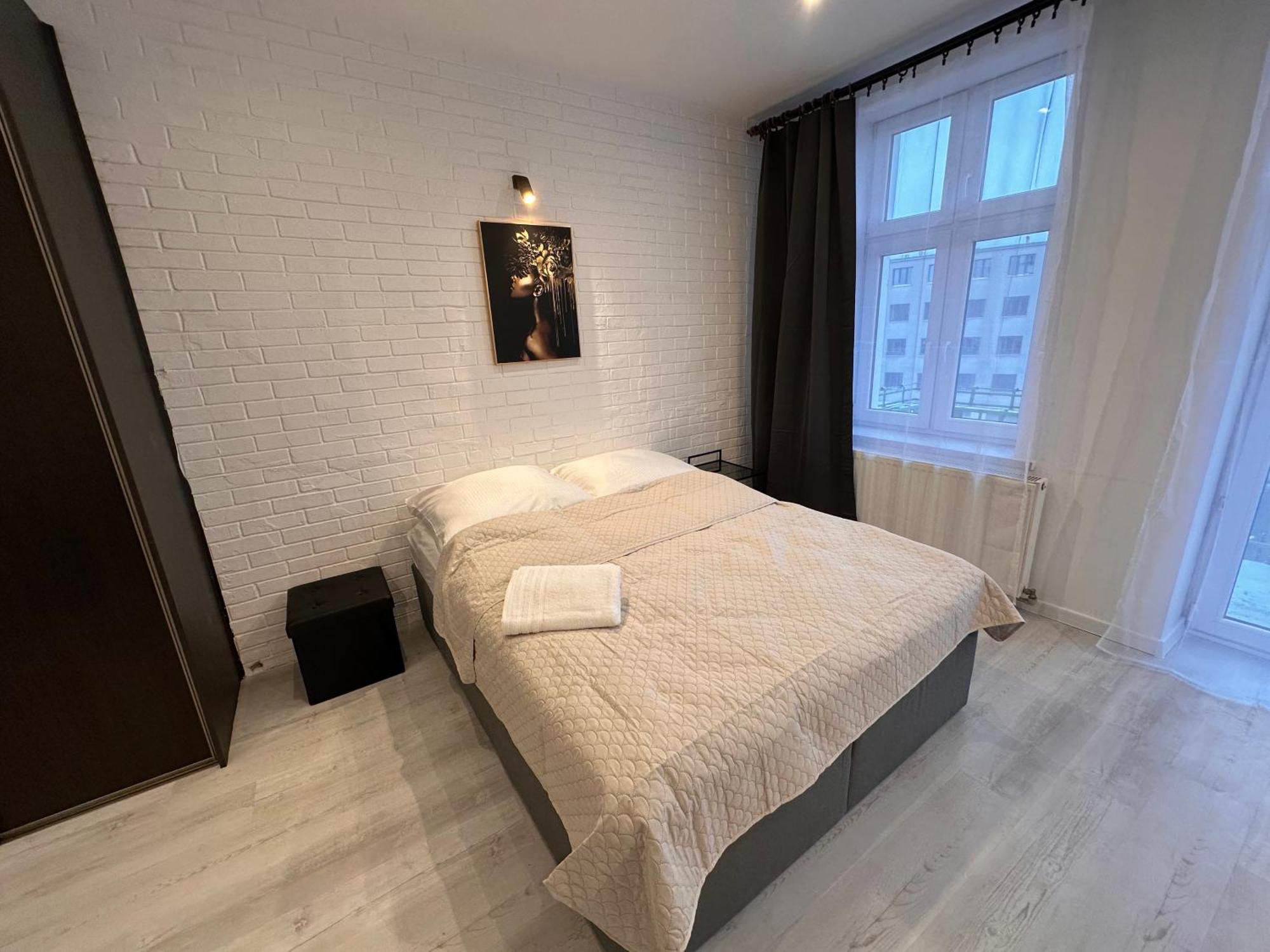Apartamenty Ktw Central Station カトヴィツェ エクステリア 写真