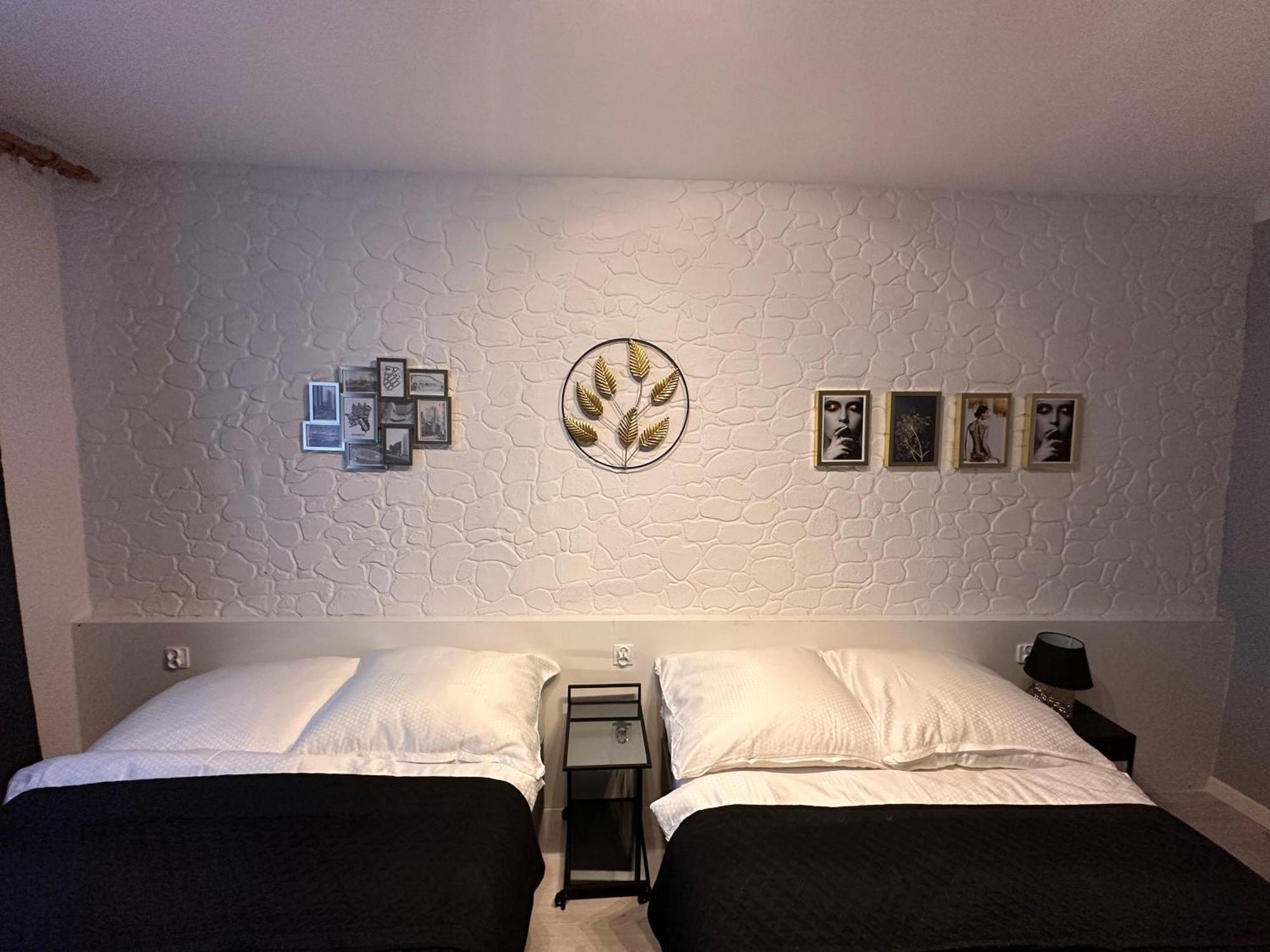 Apartamenty Ktw Central Station カトヴィツェ エクステリア 写真
